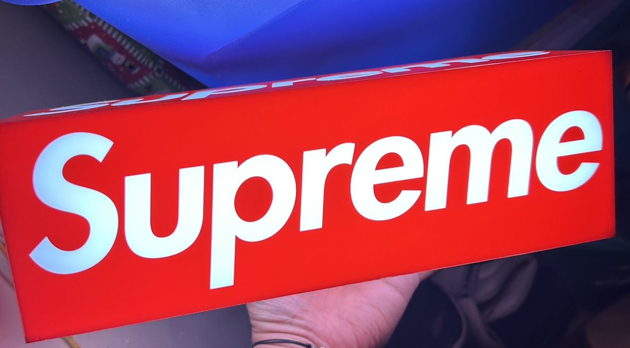 Supreme Box Logo Lamp Red