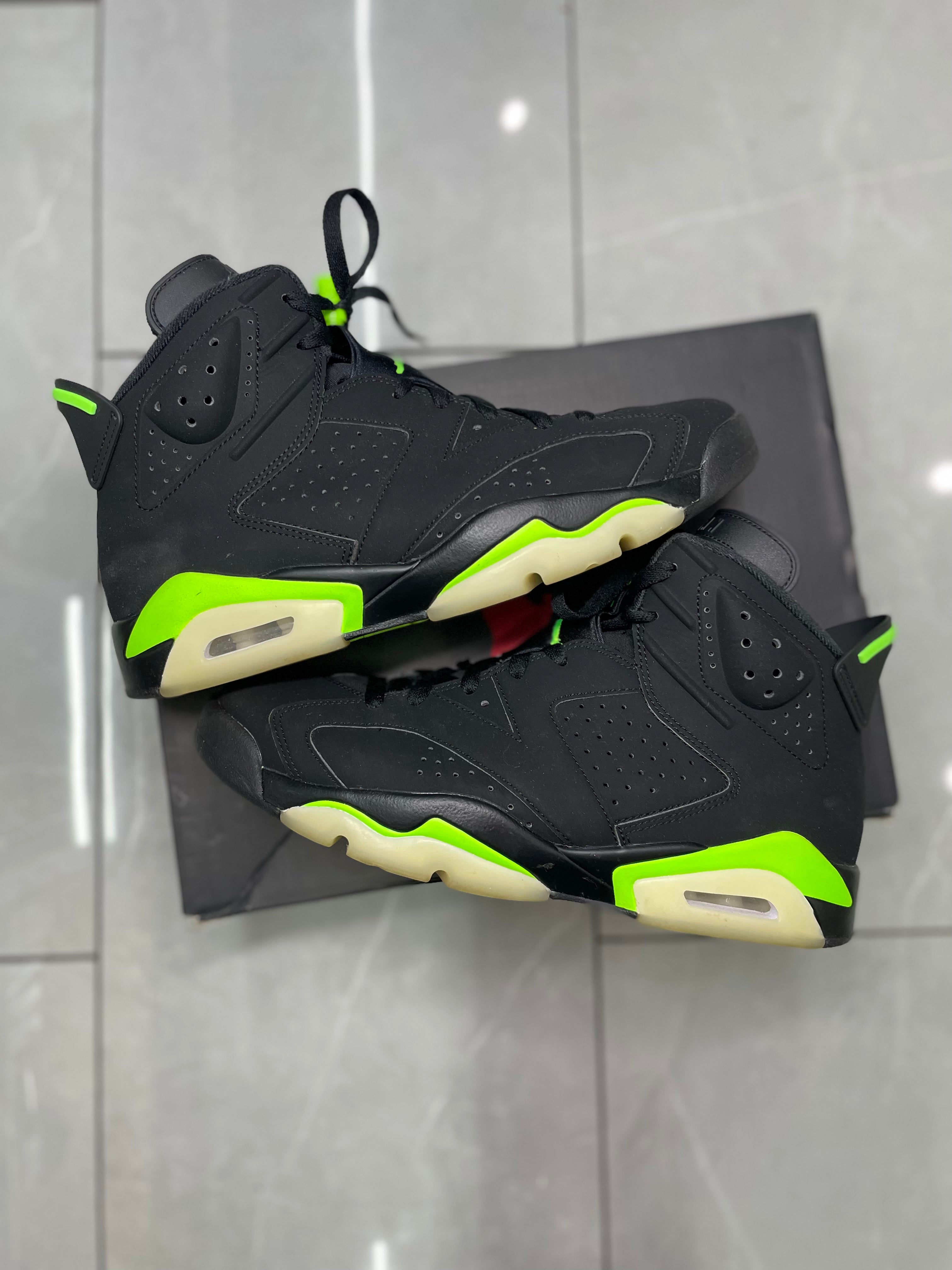 Air Jordan 6 Retro Electric Green (Pre-Owned)