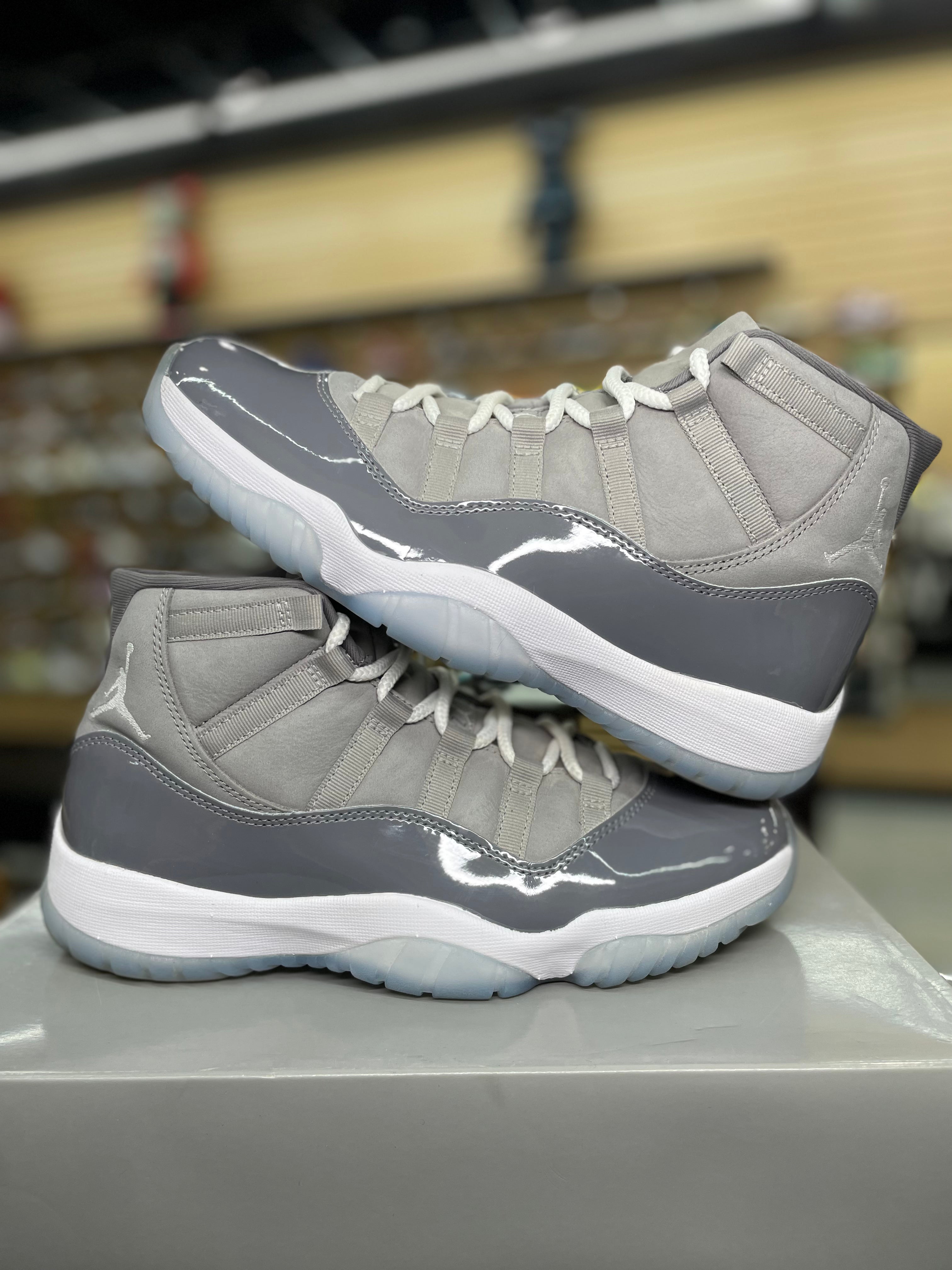 Air Jordan 11 Retro Cool Grey (2021)(Pre-Owned)
