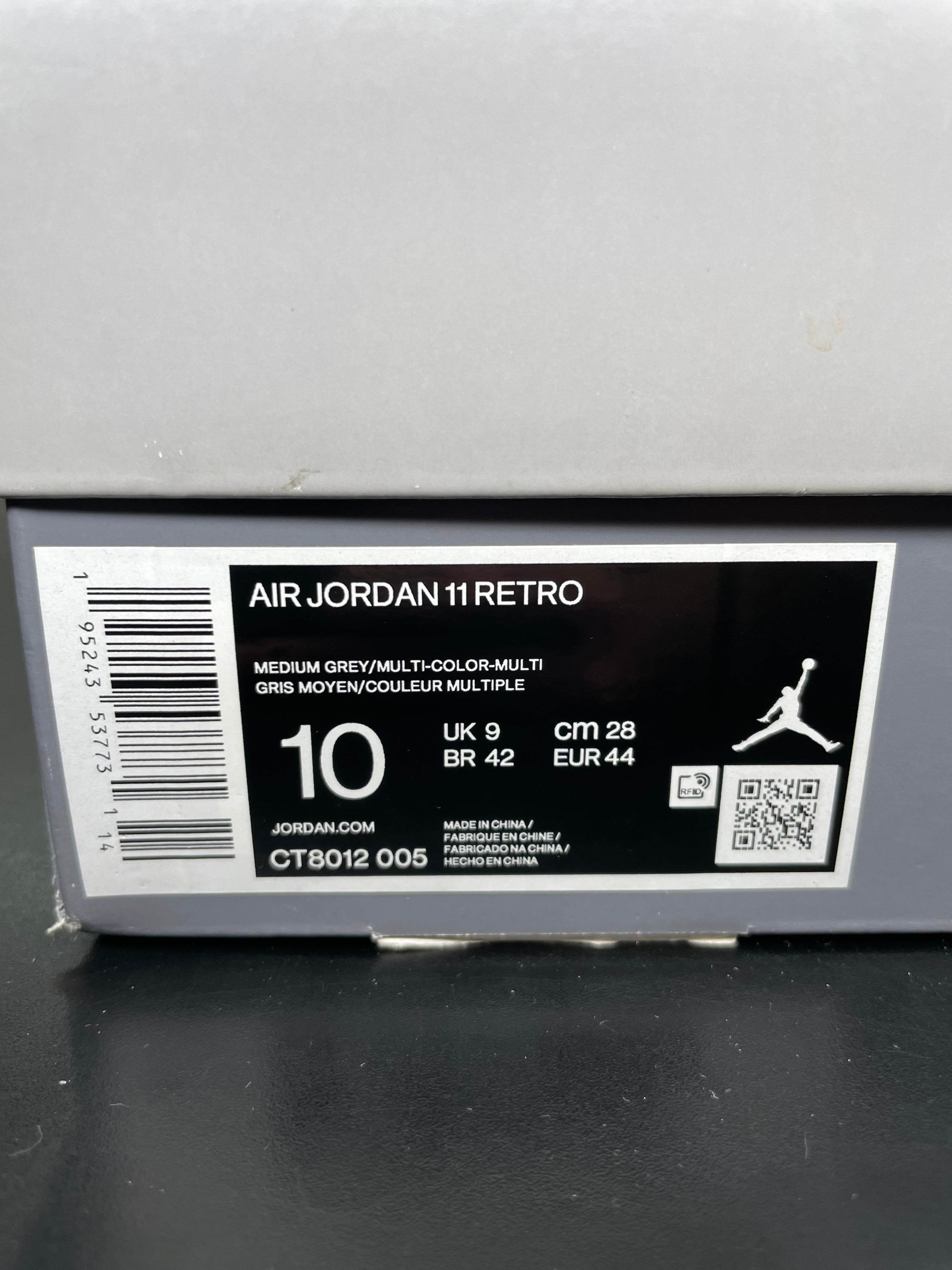 Air Jordan 11 Retro Cool Grey (2021)(Pre-Owned)