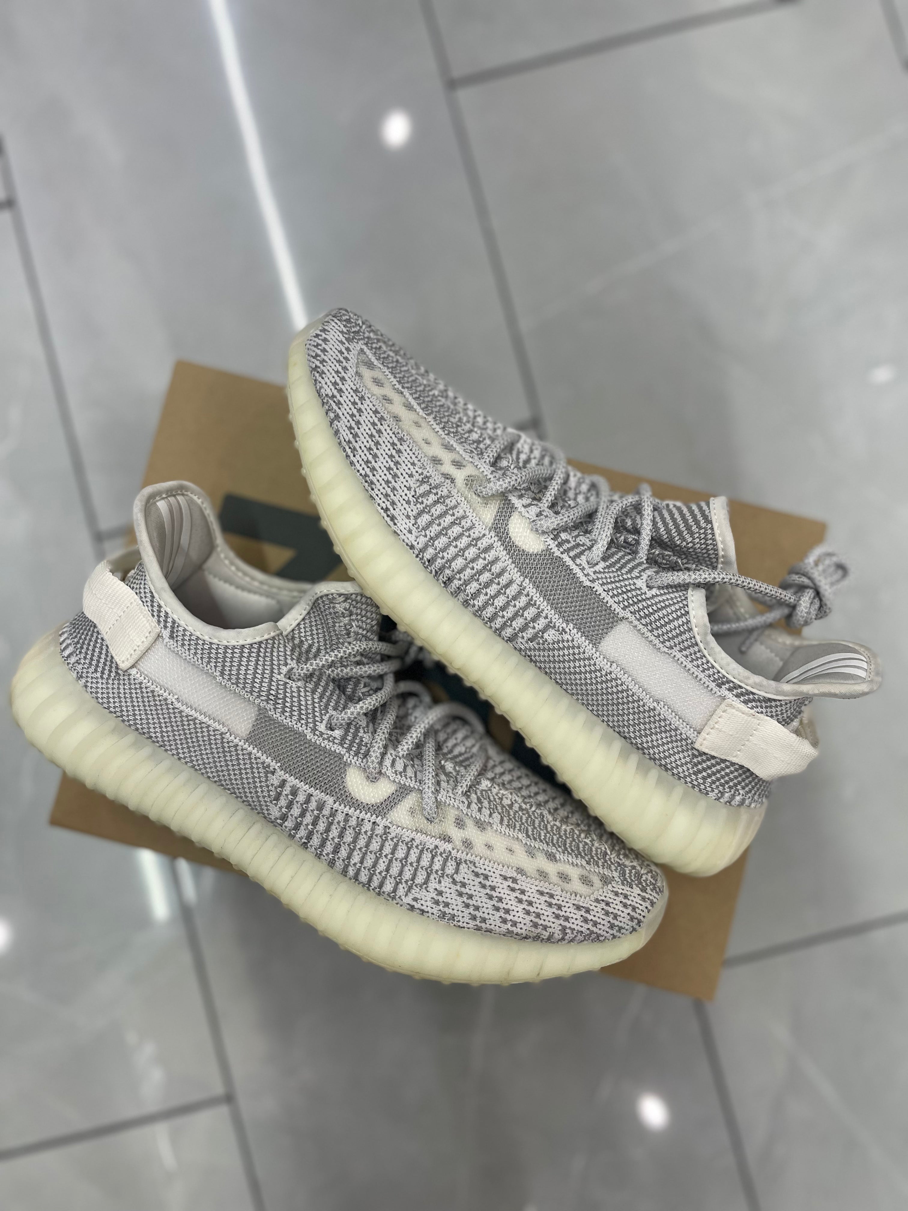 adidas Yeezy Boost 350 V2 Static (Non-Reflective)(Pre-Owned)