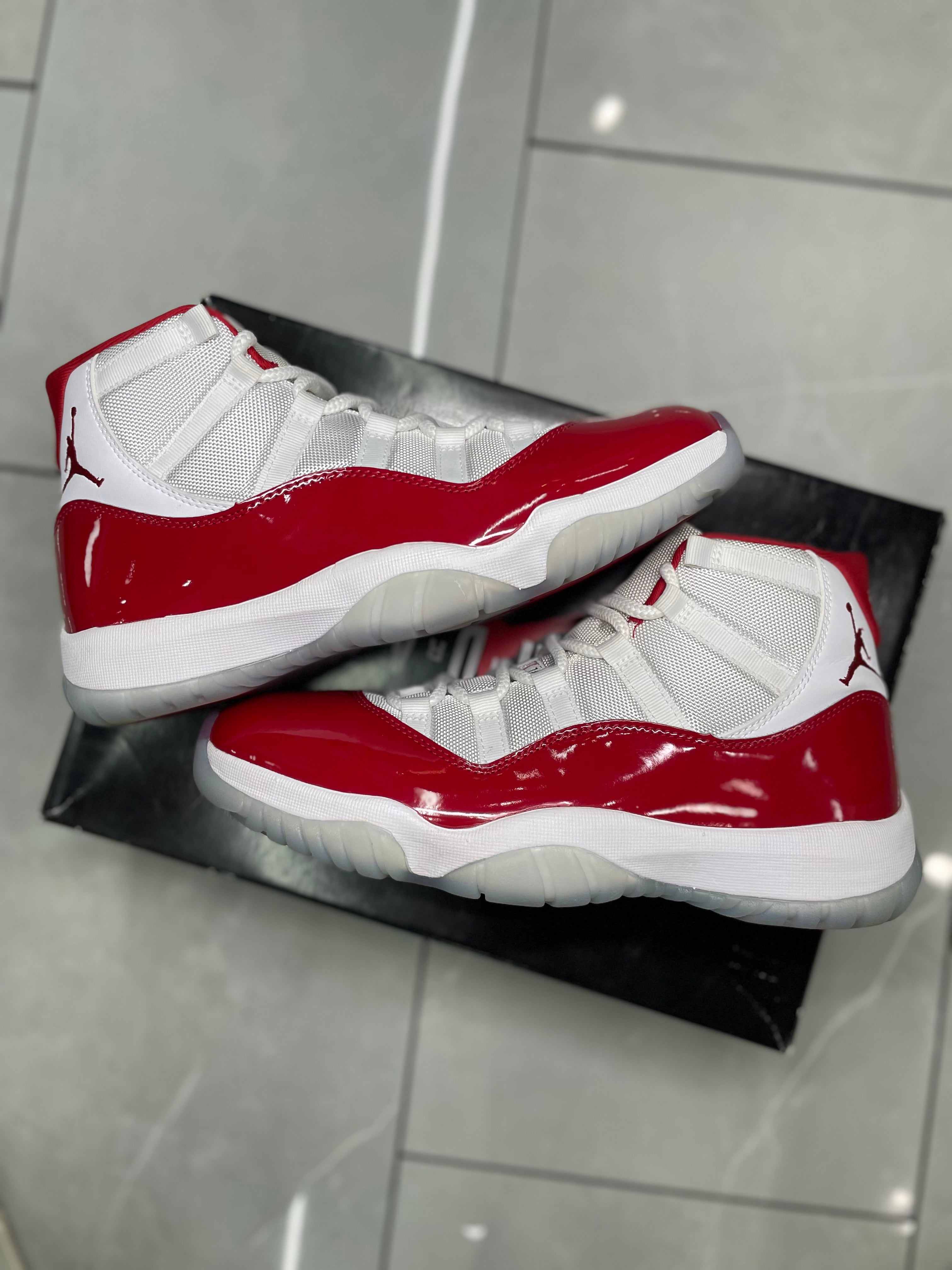 Air Jordan 11 Retro Cherry (2022)(Pre-Owned)
