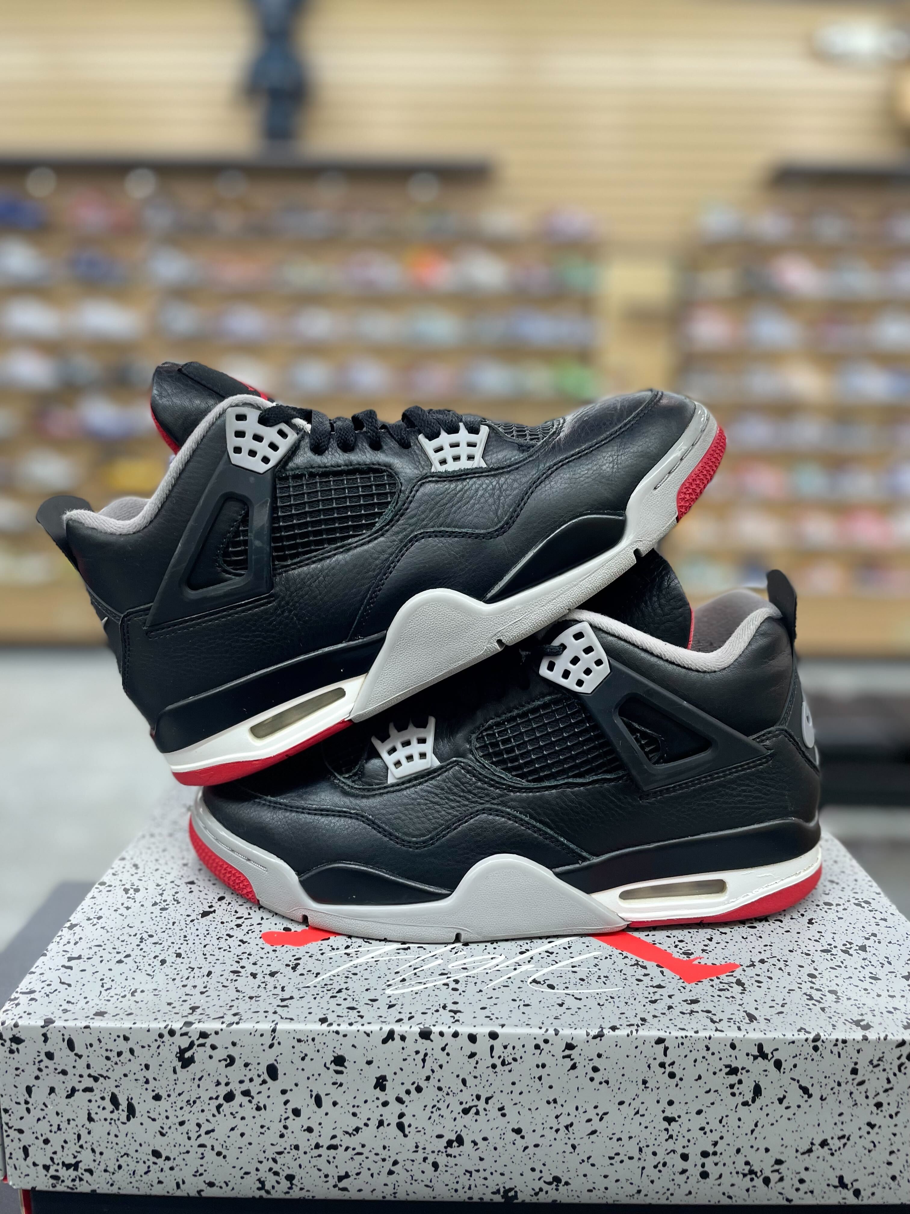 Air Jordan 4 Retro Bred Reimagined (2024) (Pre-Owned)