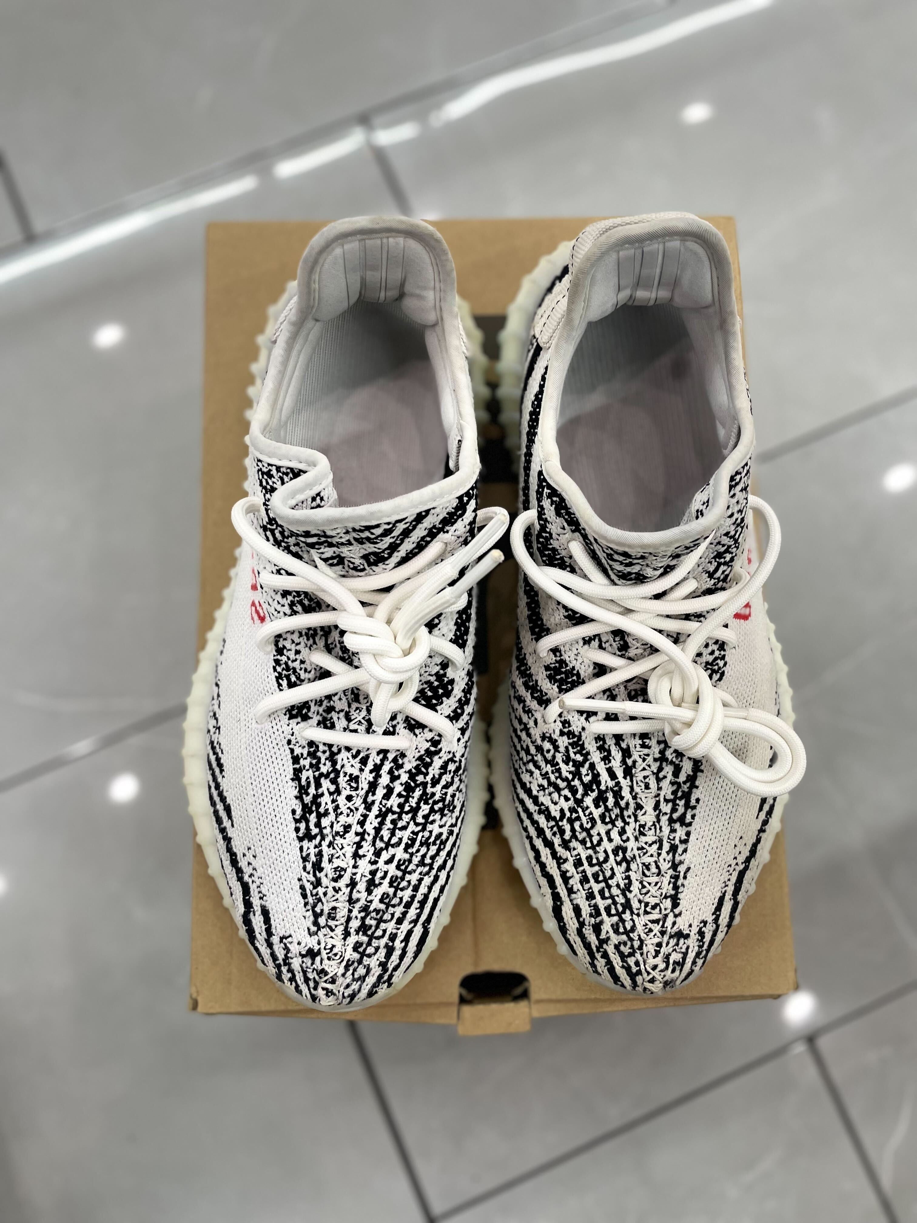 adidas Yeezy Boost 350 V2 Zebra (Pre-Owned)