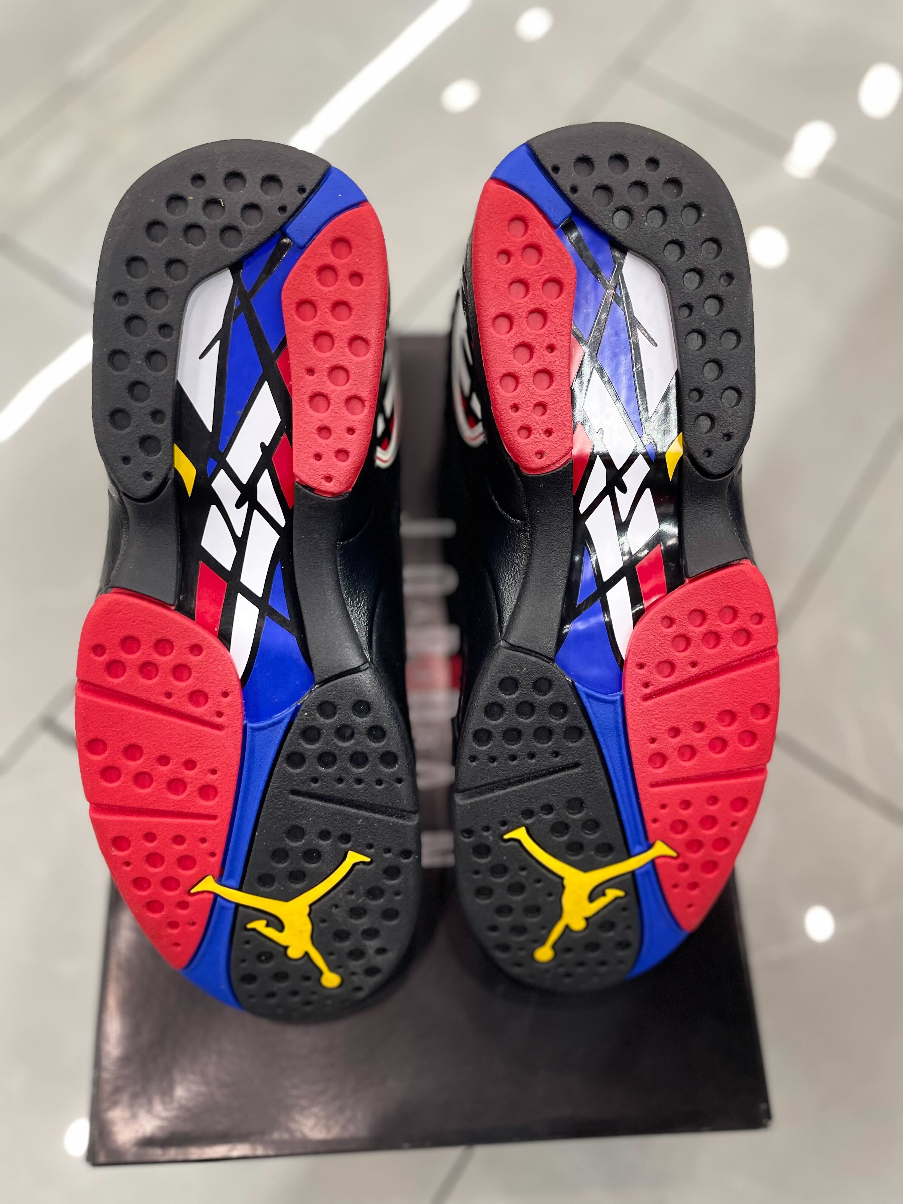 Air Jordan 8 Retro Playoffs (2023)(Pre-Owned)