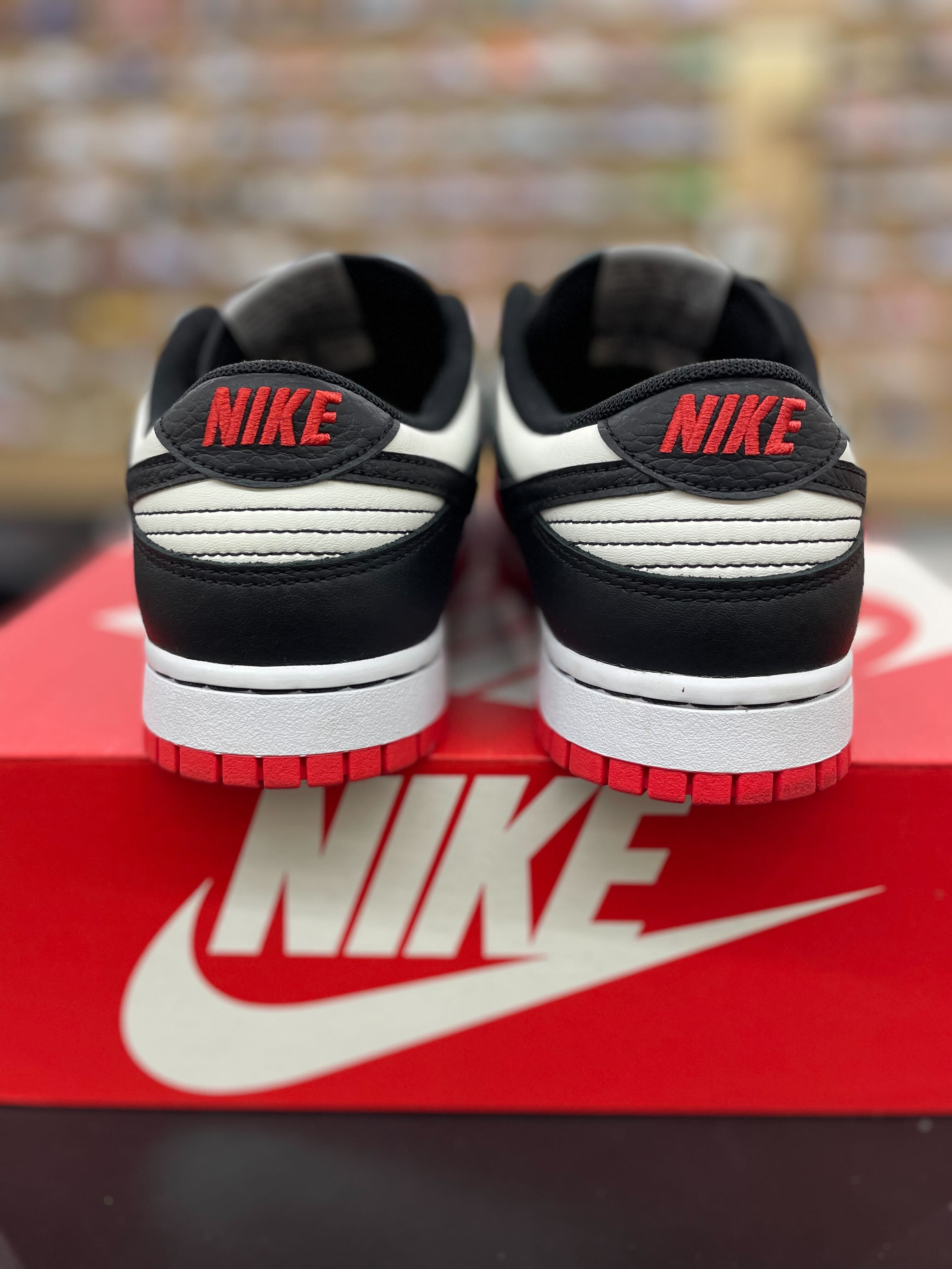 Nike Dunk Low EMB NBA 75th Anniversary Chicago (Pre-Owned)