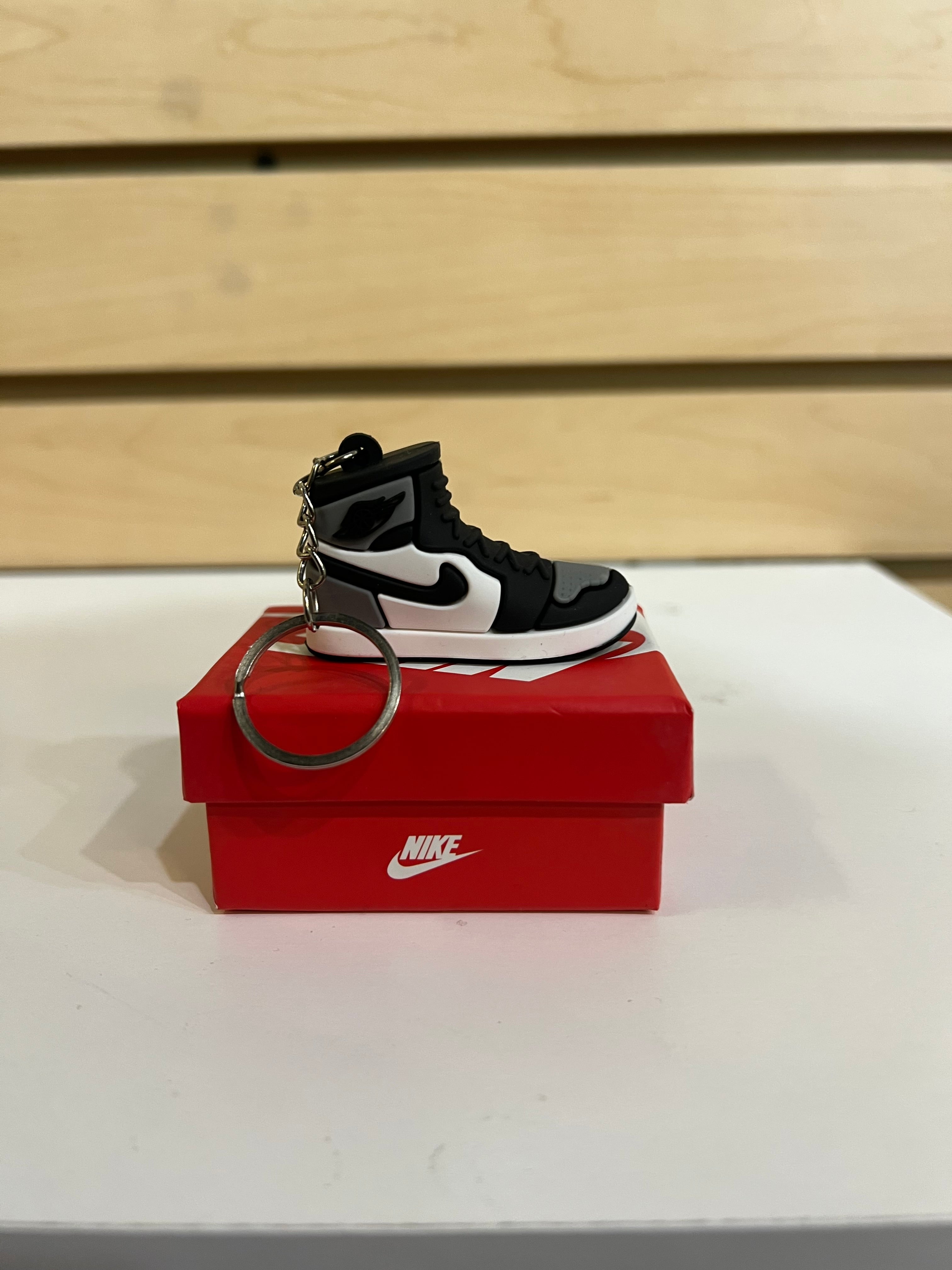 Llavero de zapatillas