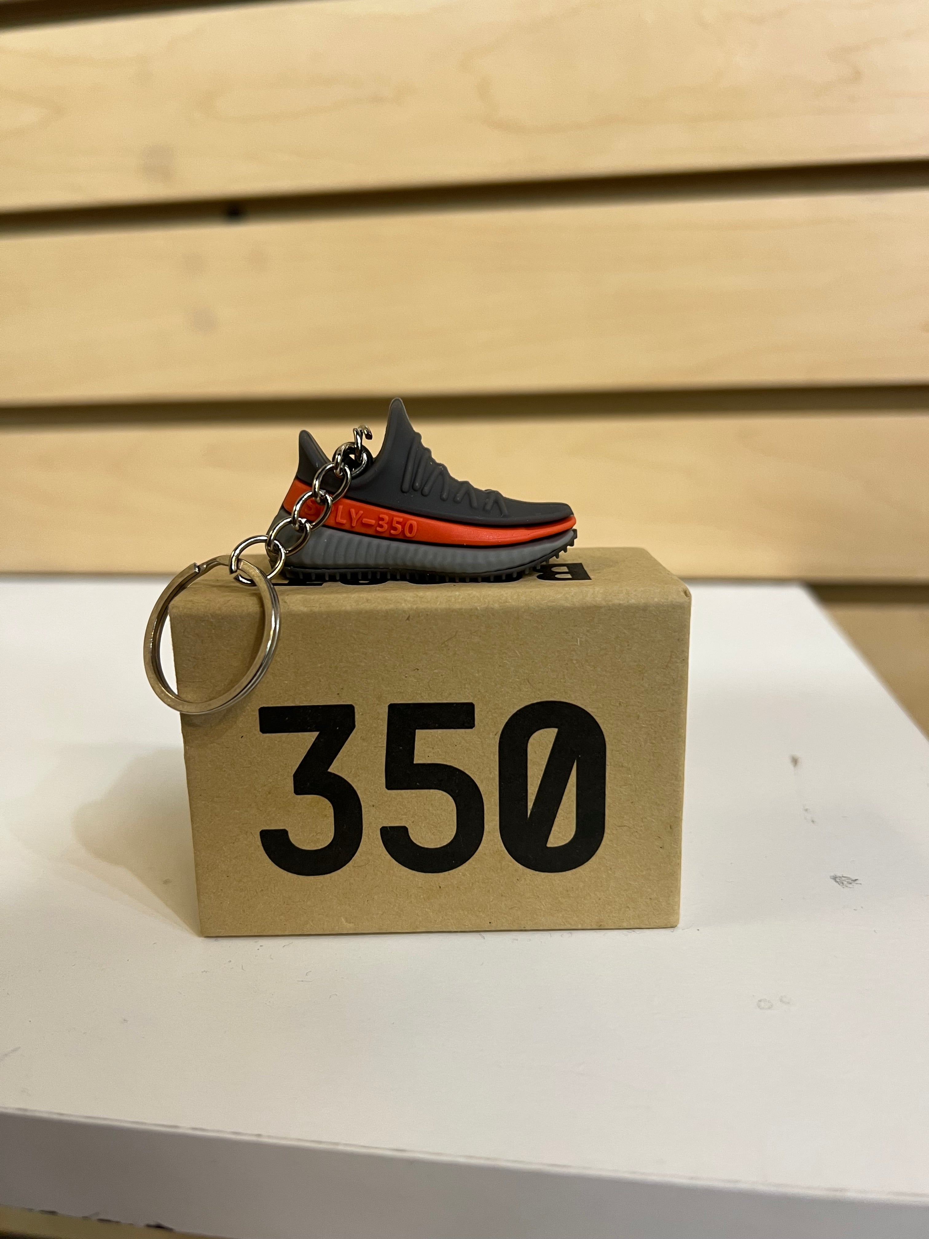Llavero de zapatillas
