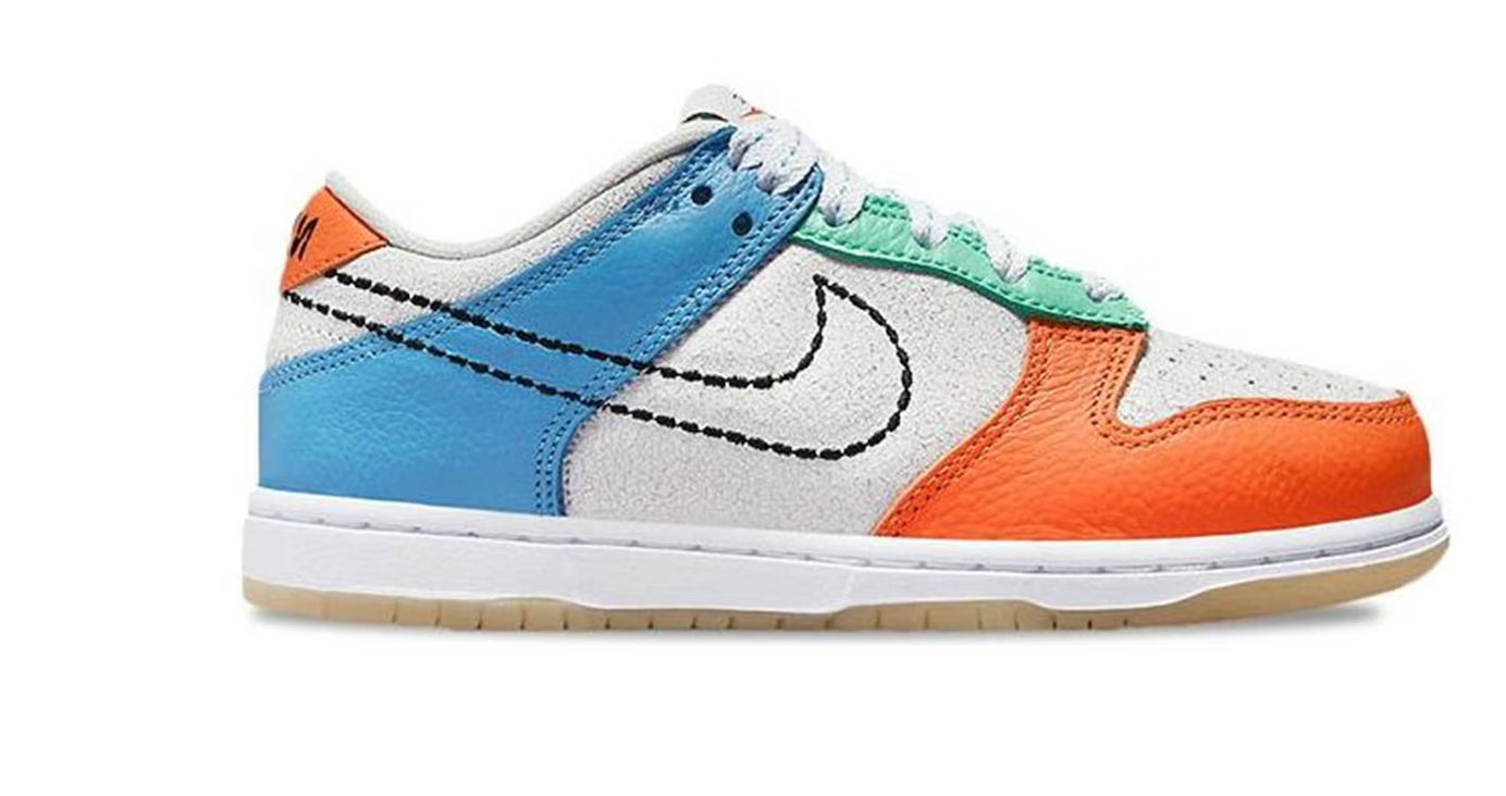 Nike Dunk Low Nike 101 (PS)