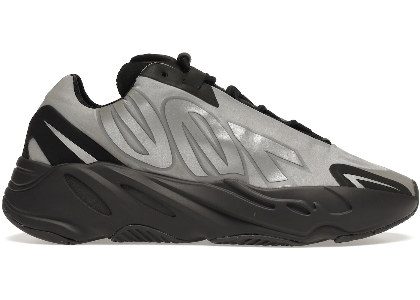 adidas Yeezy Boost 700 MNVN Metálico