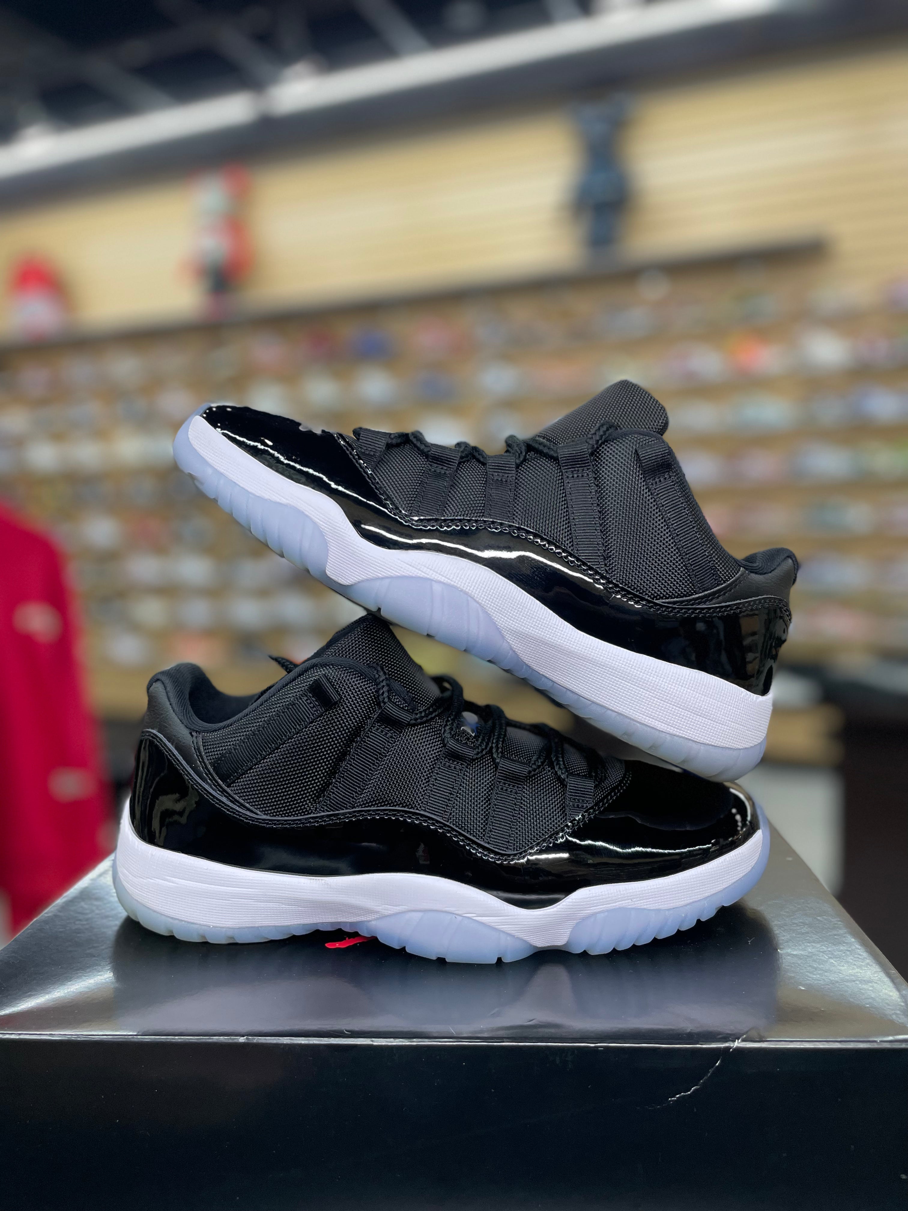 Air Jordan 11 Retro Low Space Jam (Pre-Owned)