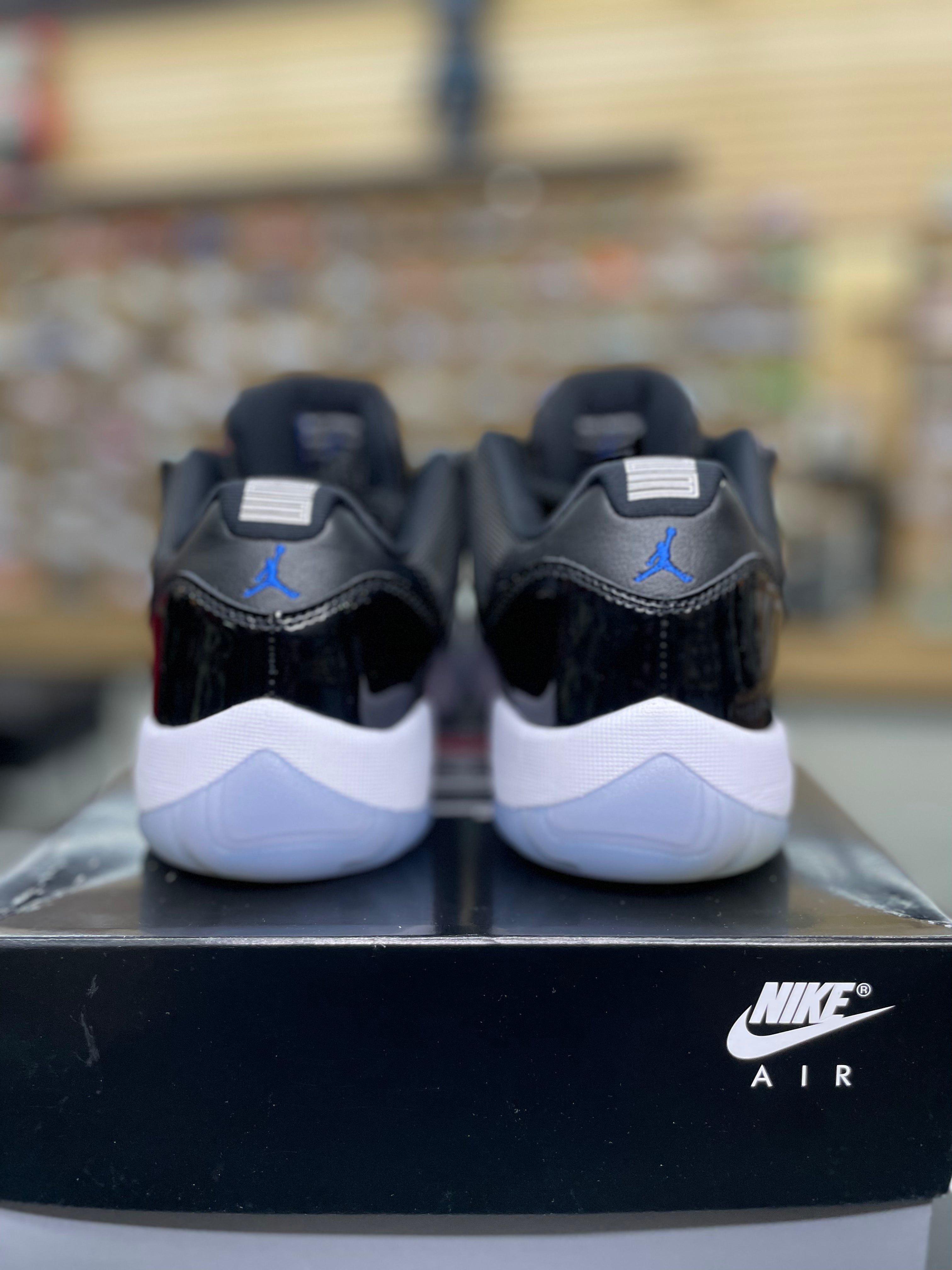 Air Jordan 11 Retro Low Space Jam (Pre-Owned)