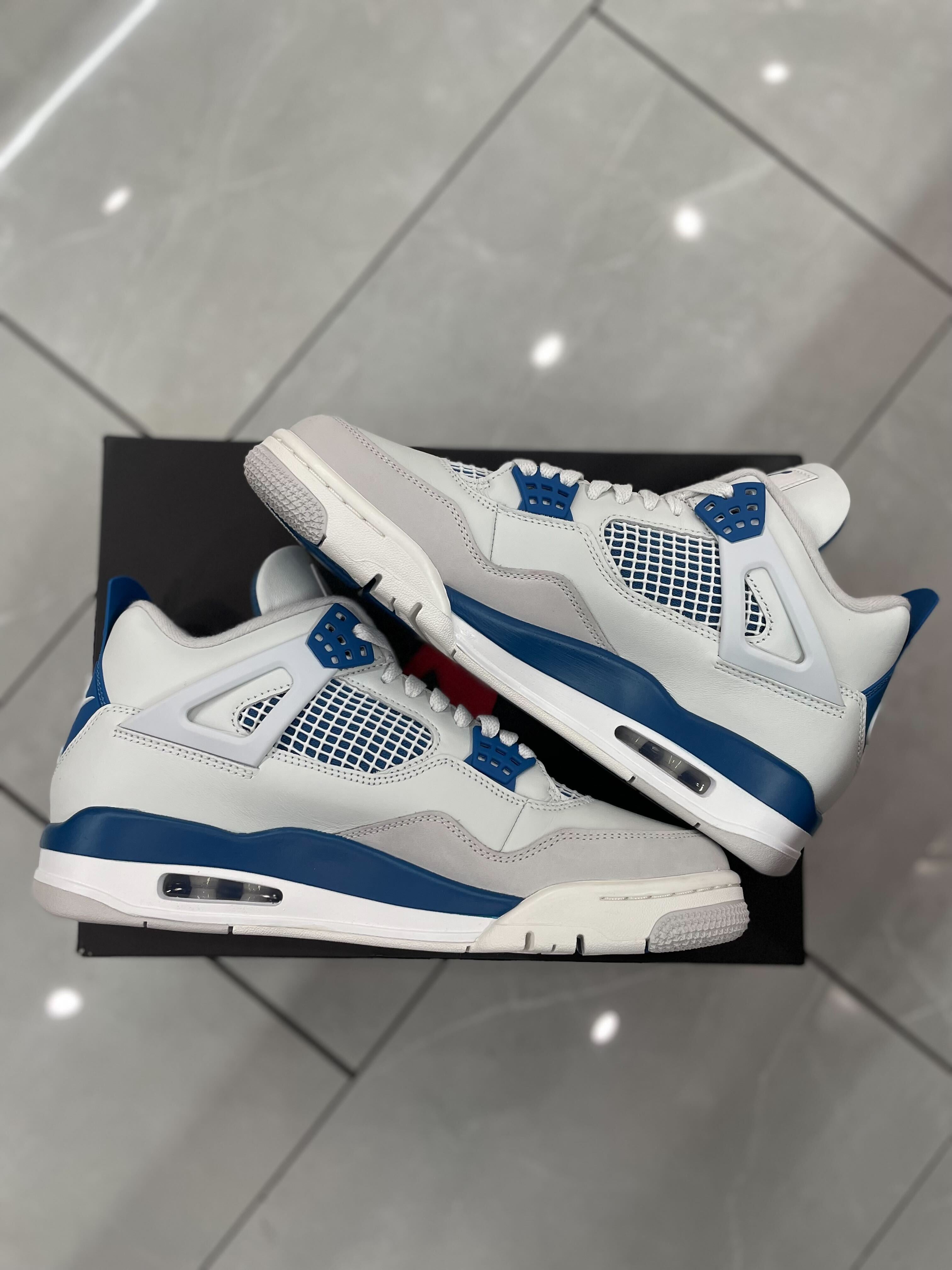 Air Jordan 4 Retro Military Blue (2024)(Pre-Owned)