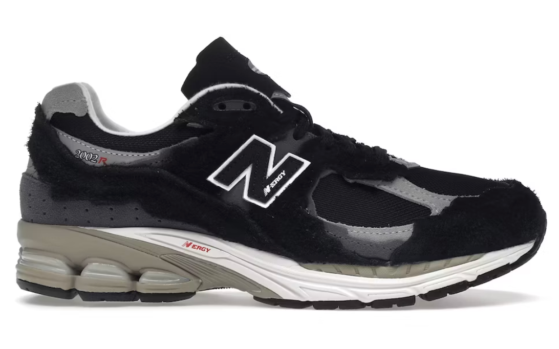 New Balance 2002R Protection Pack Black Grey