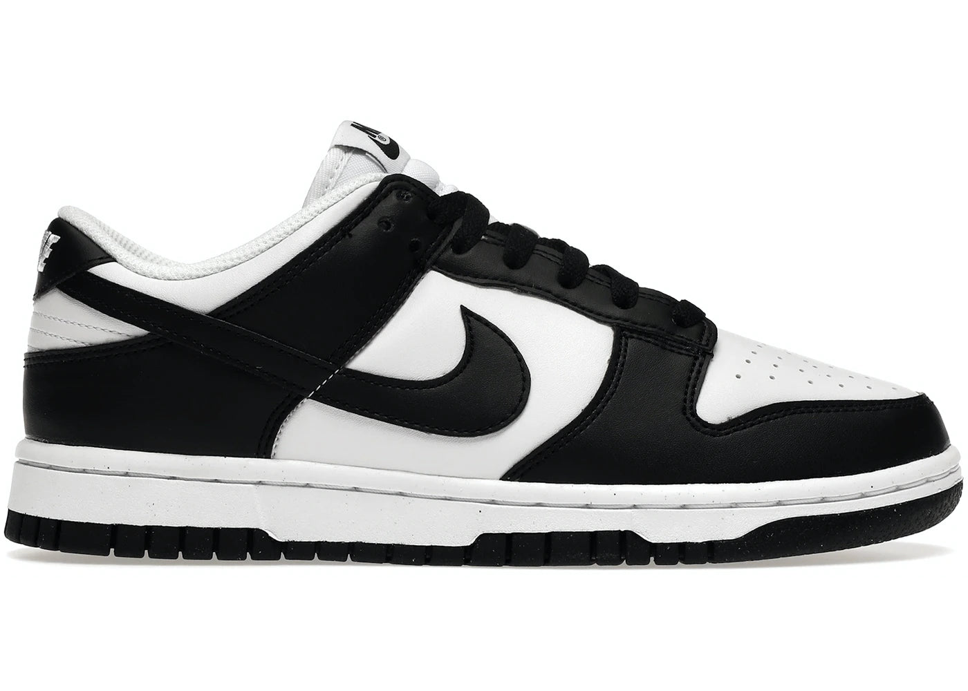 Nike Dunk Low Next Nature Blanco Negro (W)