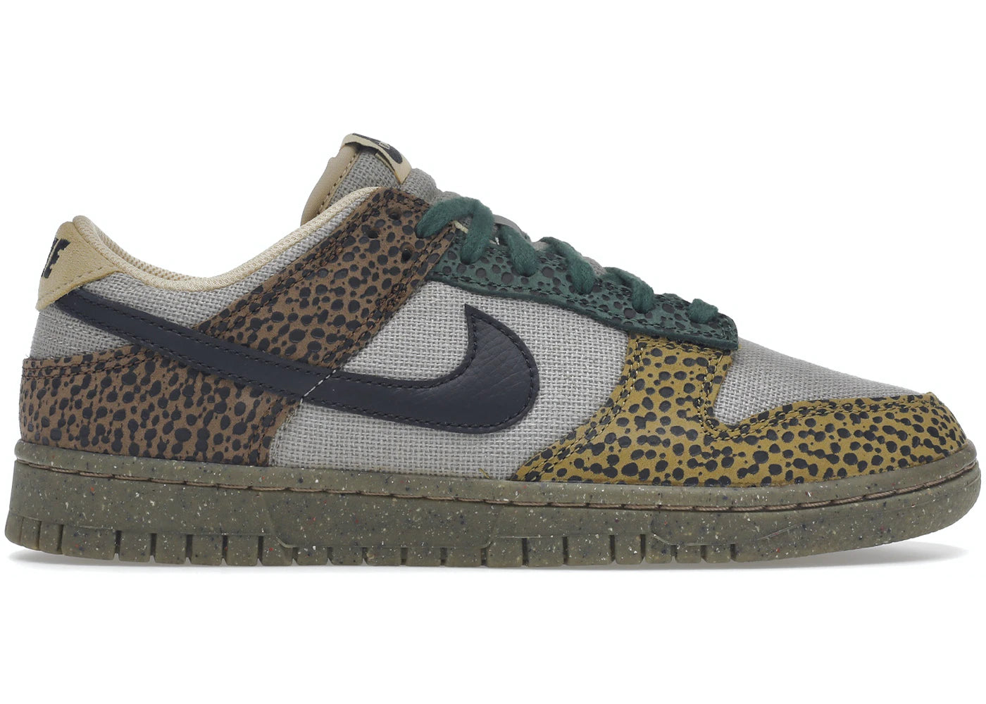 Nike Dunk Low Safari Musgo Dorado