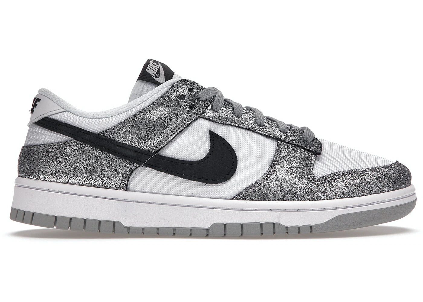 Nike Dunk Low Metallic Silver (W)